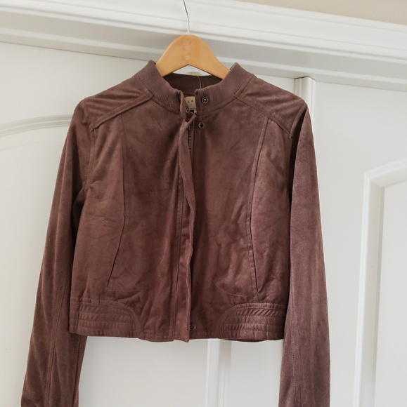 Jacket - Picture 2 of 8